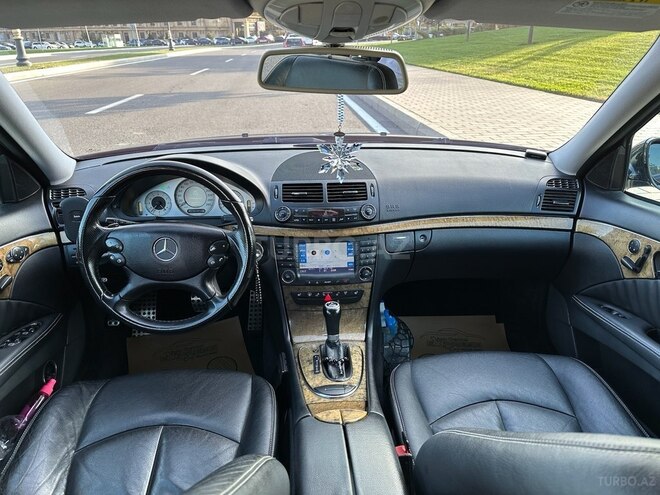 Mercedes E 350 2006, 236,000 km - 3.5 l - Bakı