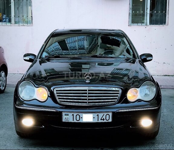 Mercedes C 240