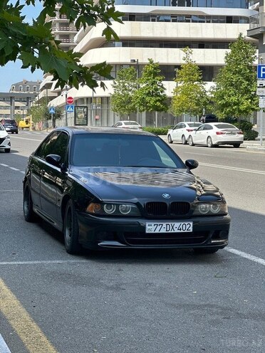 BMW 525