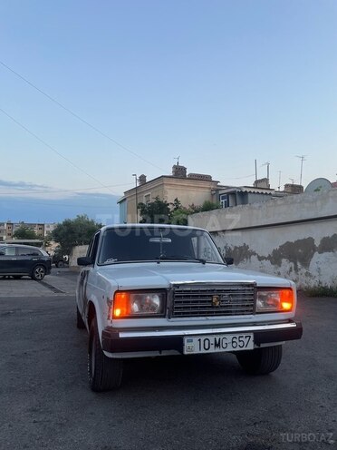 LADA (VAZ) 2107