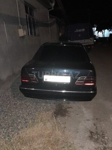 Mercedes E 220 d 2000, 999,999 km - 2.2 l - Gəncə