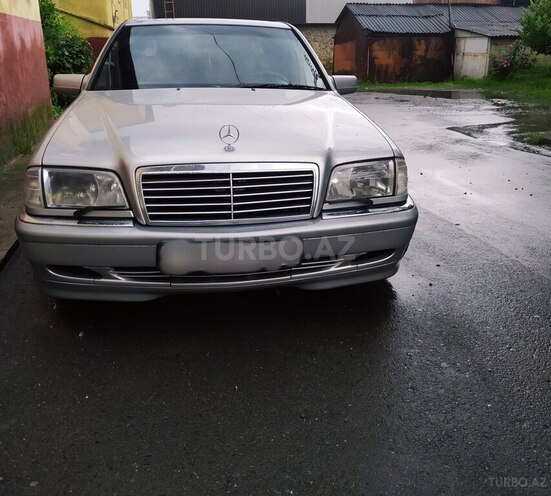 Mercedes C 220 d 2000, 260,000 km - 2.2 l - Balakən