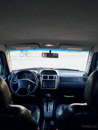 Mitsubishi Pajero io 2004, 137,065 km - 2.0 л - Neftçala