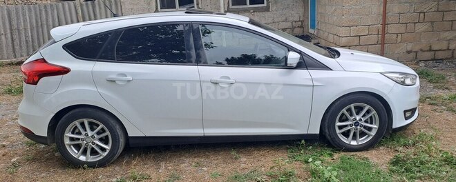 Ford Focus 2015, 181,100 km - 1.6 l - Beyləqan