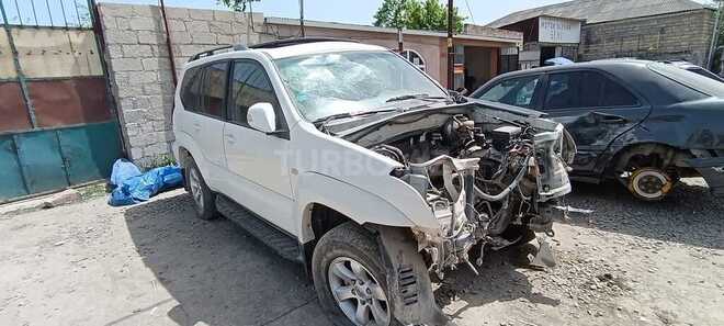 Toyota Land Cruiser Prado 2008, 282,500 km - 2.7 l - Quba
