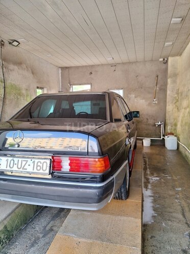 Mercedes 190 1991, 331,000 km - 2.3 l - Siyəzən