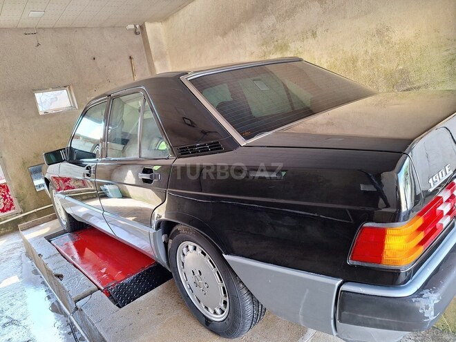 Mercedes 190 1991, 331,000 km - 2.3 l - Siyəzən