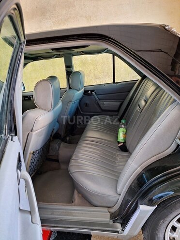 Mercedes 190 1991, 331,000 km - 2.3 l - Siyəzən