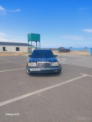 Mercedes E 220 1994, 560,000 km - 2.2 l - Bakı