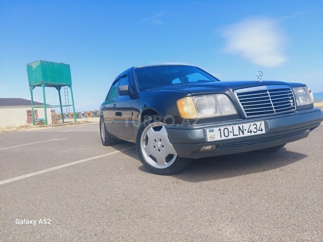 Mercedes E 220 1994, 560,000 km - 2.2 l - Bakı