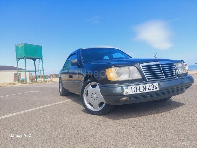 Mercedes E 220 1994, 560,000 km - 2.2 l - Bakı