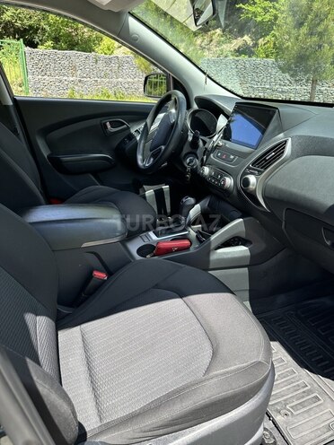 Hyundai ix35 2015, 86,000 km - 2.0 л - Bakı