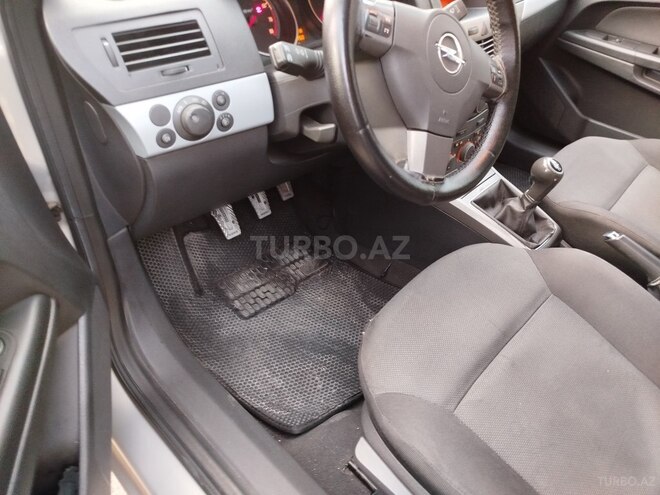 Opel Astra 2006, 266,000 km - 1.4 l - Bakı
