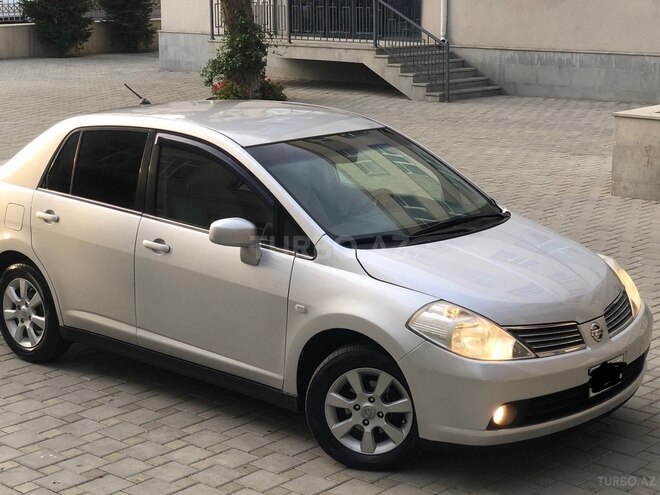 Nissan Tiida 2006, 186,000 km - 1.6 l - Bakı