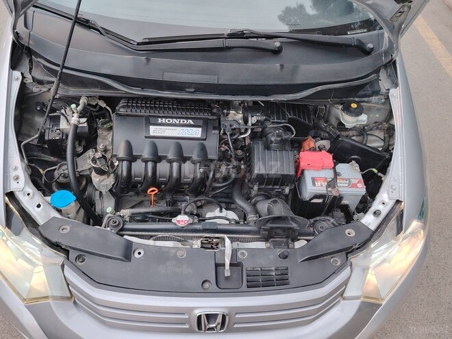 Honda Insight 2009, 283,000 km - 1.3 l - Salyan
