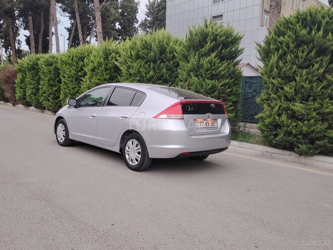 Honda Insight 2009, 283,000 km - 1.3 l - Salyan