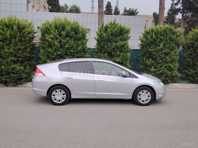 Honda Insight 2009, 283,000 km - 1.3 l - Salyan