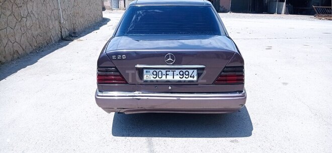 Mercedes E 200 d 1994, 717,000 km - 2.0 l - Bakı