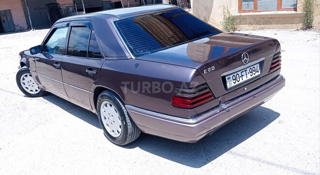Mercedes E 200 d 1994, 717,000 km - 2.0 l - Bakı