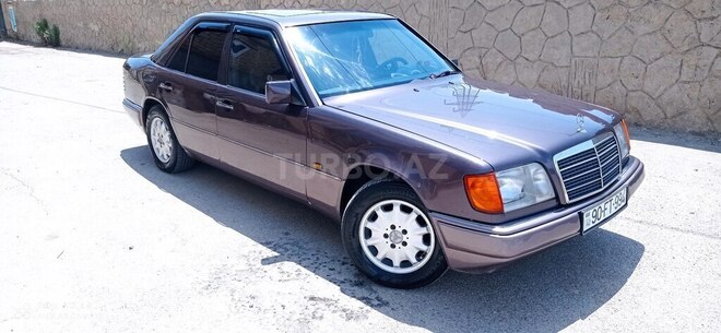 Mercedes E 200 d 1994, 717,000 km - 2.0 l - Bakı