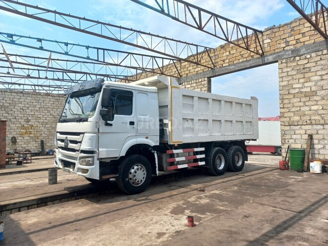 HOWO Sinotruk 2012, 120,000 km - 9.5 l - Gəncə