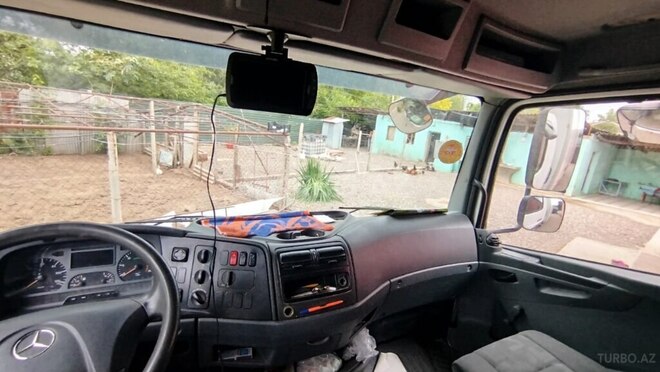 Mercedes Atego 818 2008, 487,000 km - 4.3 л - Qazax