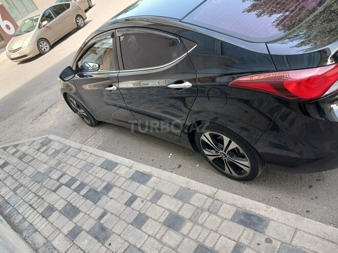 Hyundai Elantra 2015, 216,000 km - 1.6 l - Bakı