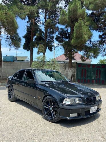 BMW 318 1994, 358,967 km - 1.8 l - Bakı