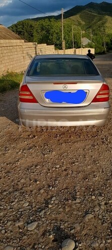 Mercedes C 240 2001, 241,000 km - 2.4 l - Şəki
