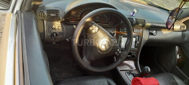 Mercedes C 240 2001, 241,000 km - 2.4 l - Şəki