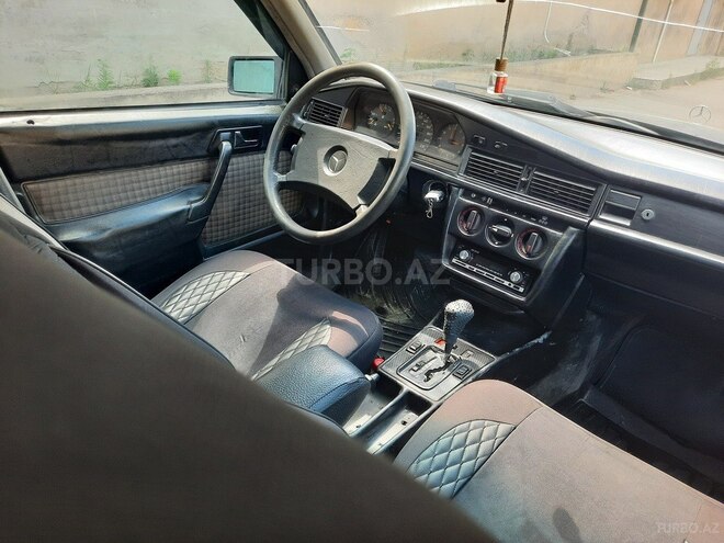 Mercedes 190 1991, 25,420 km - 1.8 л - Bakı