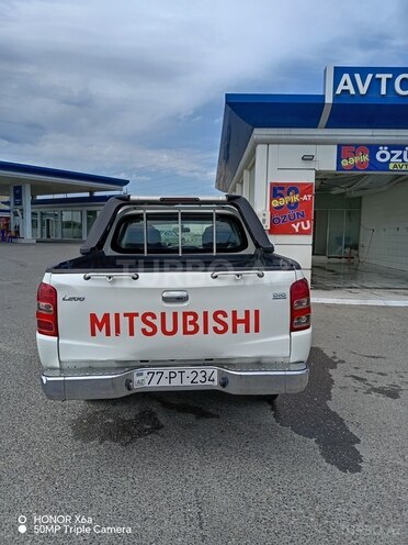 Mitsubishi L200 2018, 19,256 km - 2.4 l - Bakı