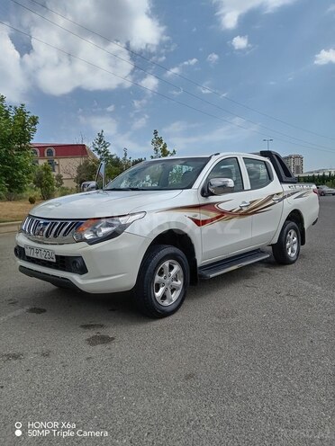 Mitsubishi L200 2018, 19,256 km - 2.4 l - Bakı