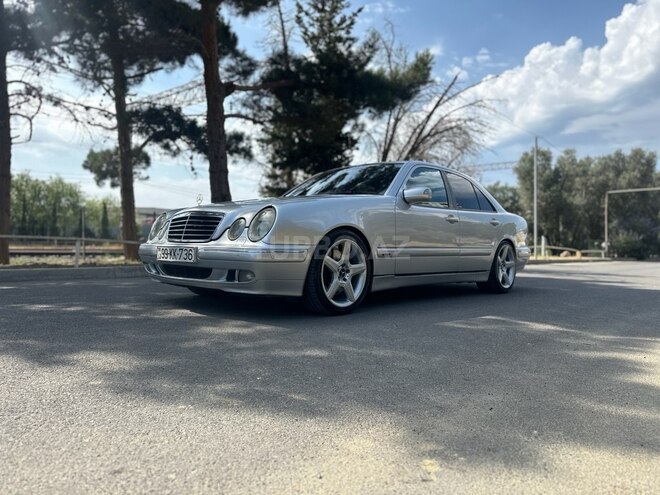 Mercedes E 430 2001, 326,400 km - 4.3 l - Bakı