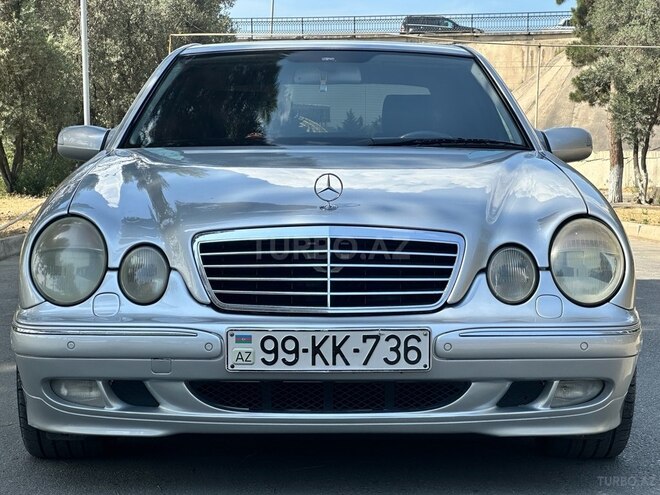 Mercedes E 430 2001, 326,400 km - 4.3 l - Bakı