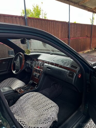 Mercedes E 240 1998, 353,933 km - 2.4 l - Ağdam
