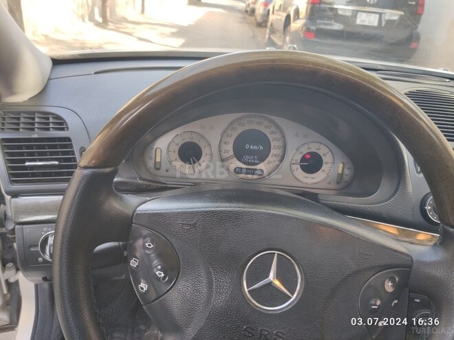Mercedes E 320 2002, 265,000 km - 3.2 л - Bakı