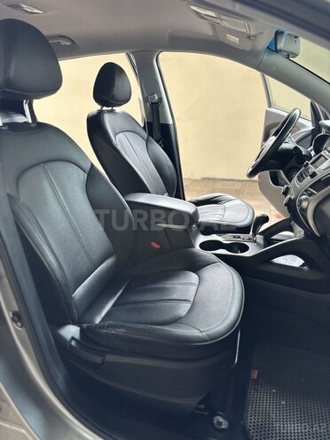 Hyundai Tucson 2012, 200,000 km - 2.0 l - Tovuz