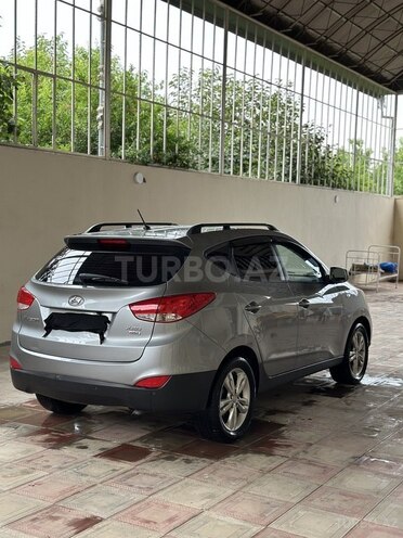 Hyundai Tucson 2012, 200,000 km - 2.0 l - Tovuz