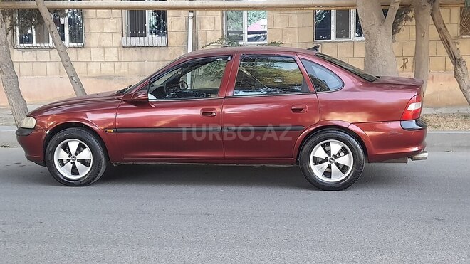 Opel Vectra 1997, 370,000 km - 1.6 l - Bakı
