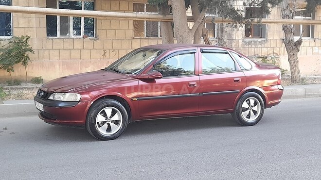 Opel Vectra 1997, 370,000 km - 1.6 l - Bakı