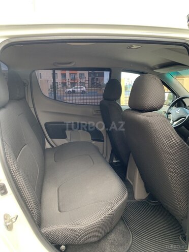Mitsubishi L200 2014, 168,350 km - 2.5 л - Bakı