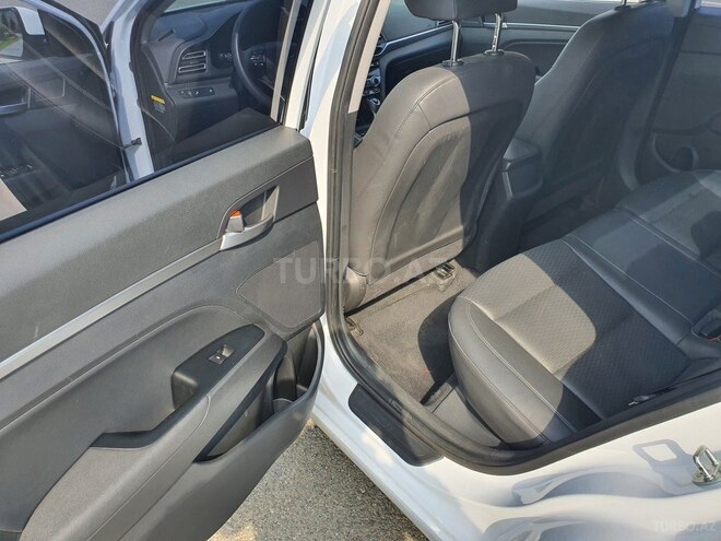 Hyundai Elantra 2019, 95,000 km - 1.6 l - Gəncə