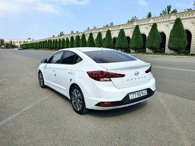 Hyundai Elantra 2019, 95,000 km - 1.6 l - Gəncə