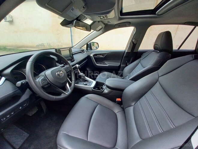 Toyota RAV4 2022, 14,500 km - 2.5 l - Gəncə