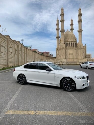 BMW 520 2015, 220,000 km - 2.0 l - Bakı
