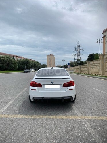 BMW 520 2015, 220,000 km - 2.0 l - Bakı