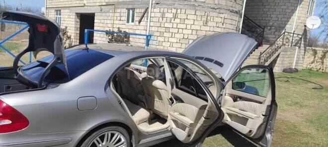 Mercedes C 320 2004, 150,000 km - 3.2 l - İmişli