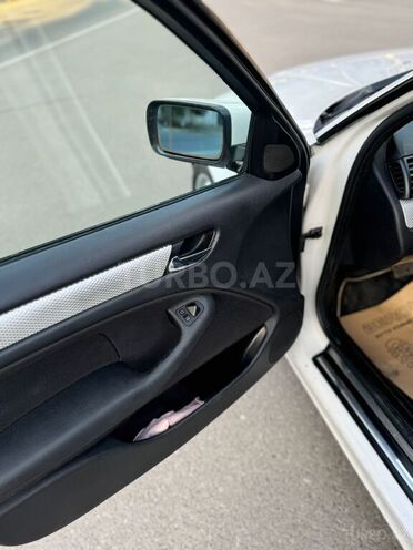 BMW 320 2001, 289,000 km - 2.0 l - Sumqayıt