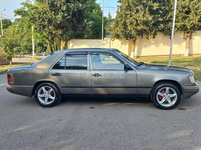 Mercedes E 290 1987, 220,000 km - 2.9 л - Ağstafa